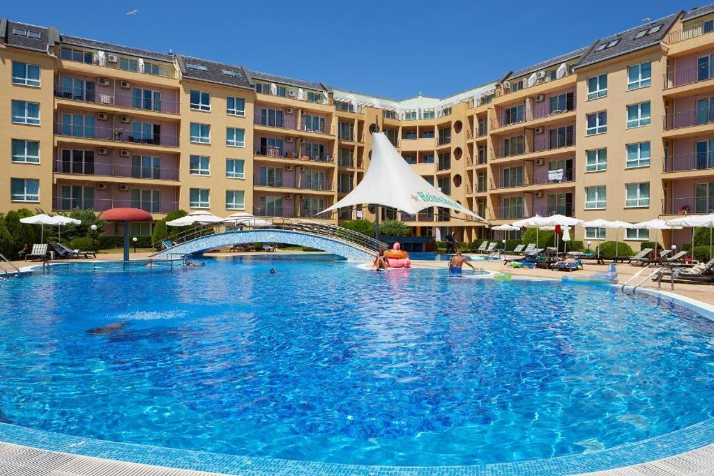 Pollo Resort, Summer Wind Apartaments Сонячний Берег Екстер'єр фото